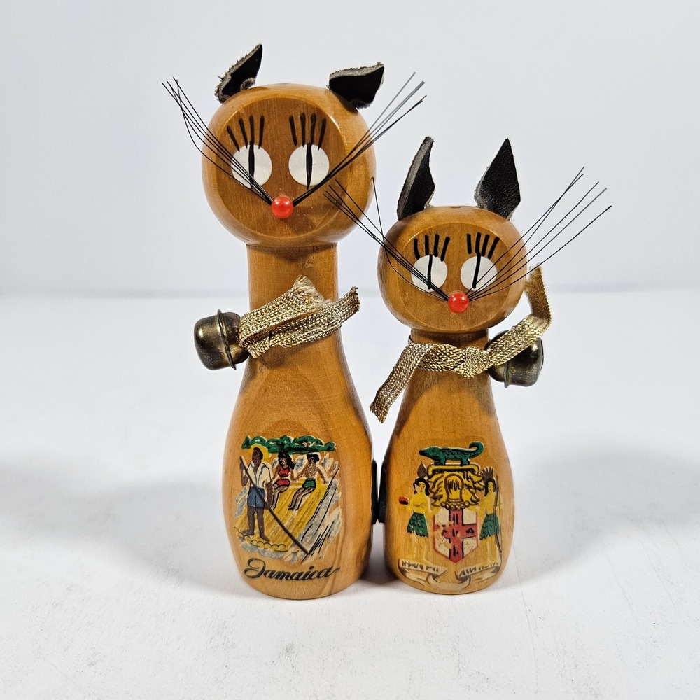 Vintage Jamaica Wood Magnetic Cat Salt & Pepper Shakers Mid Century Souvenir Set